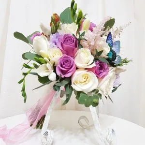 Alternative view of Bucket de mireasa/nasa