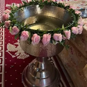 Cristelnita cu trandafiri naturali